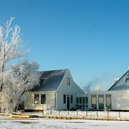 Farmland Bed & Breakfast Amsterdam