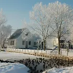 Farmland Bed & Breakfast