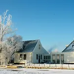 Farmland Bed & Breakfast Amsterdam